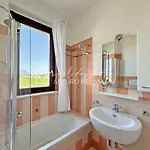 229 - Trilocale Al Primo Piano Con Ampio Terrazzo - Al Adamo Ed Eva Con Piscina E Campo Da Calcetto, Climatizzato - Inclusa Al White Club