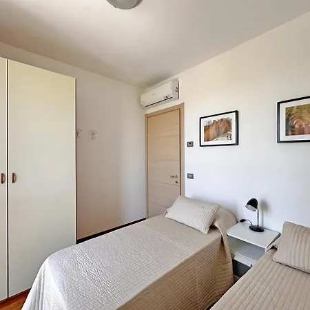 Apartment 229 - Trilocale Al Primo Piano Con Ampio Terrazzo - Al Adamo Ed Eva Con Piscina E Campo Da Calcetto Climatizzato, White Club Inclusa *