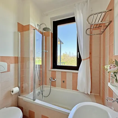 Apartment 229 - Trilocale Al Primo Piano Con Ampio Terrazzo - Al Adamo Ed Eva Con Piscina E Campo Da Calcetto Climatizzato, White Club Inclusa Santa Maria in Potenza