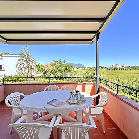 Lägenhet 229 - Trilocale Al Primo Piano Con Ampio Terrazzo - Al Adamo Ed Eva Con Piscina E Campo Da Calcetto, Climatizzato - Inclusa Al White Club *